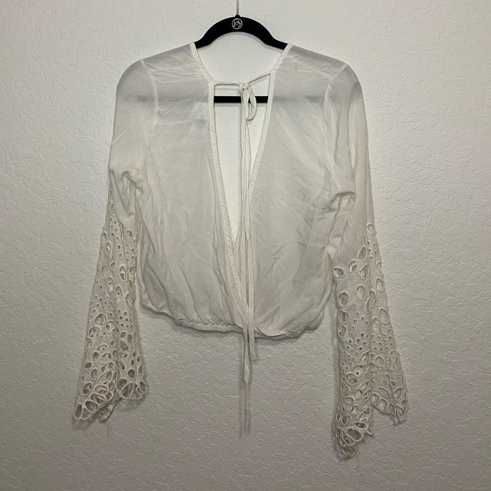 LF Top - Picture 2 of 2